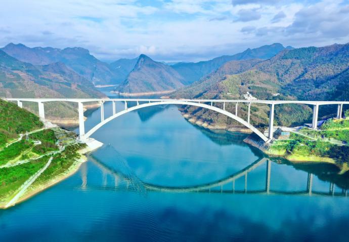 天峨龍灘特大橋
